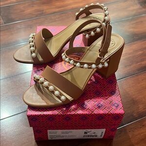 🍁Tory Burch Brown Calf Leather Emmy Pearl Sandal🍁